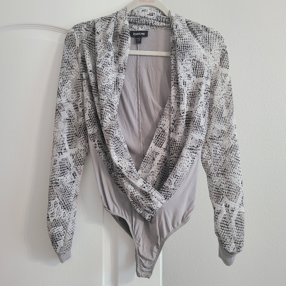 ✨️3/30✨️ Bebe Animal Print Bodysuit